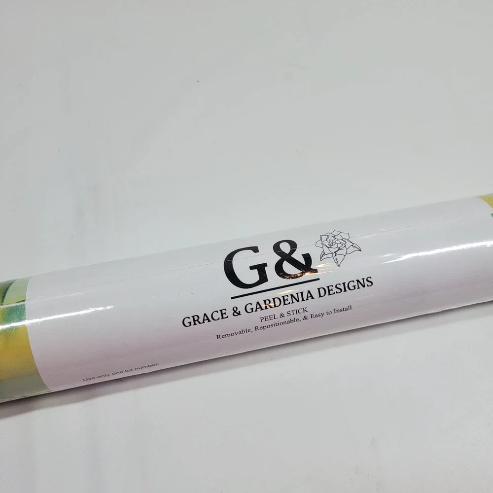 Grace & Gardenia GW2014 Watercolor Floral Fresh Peel and Stick Wallpaper Green
